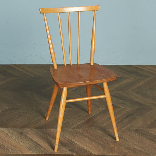 スティックバックチェア