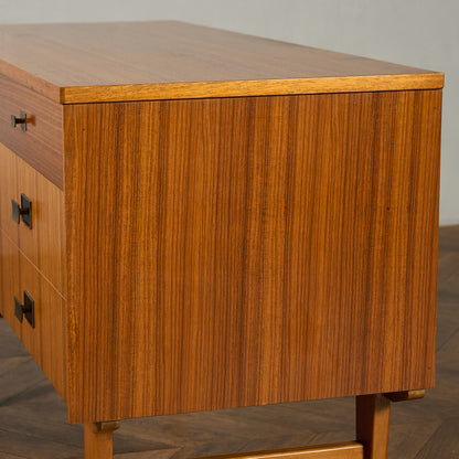 Limelight ヴィンテージ サイドボード