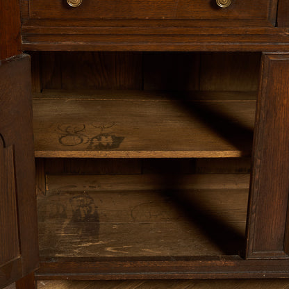 英国 クラシック コートカップボード 食器棚