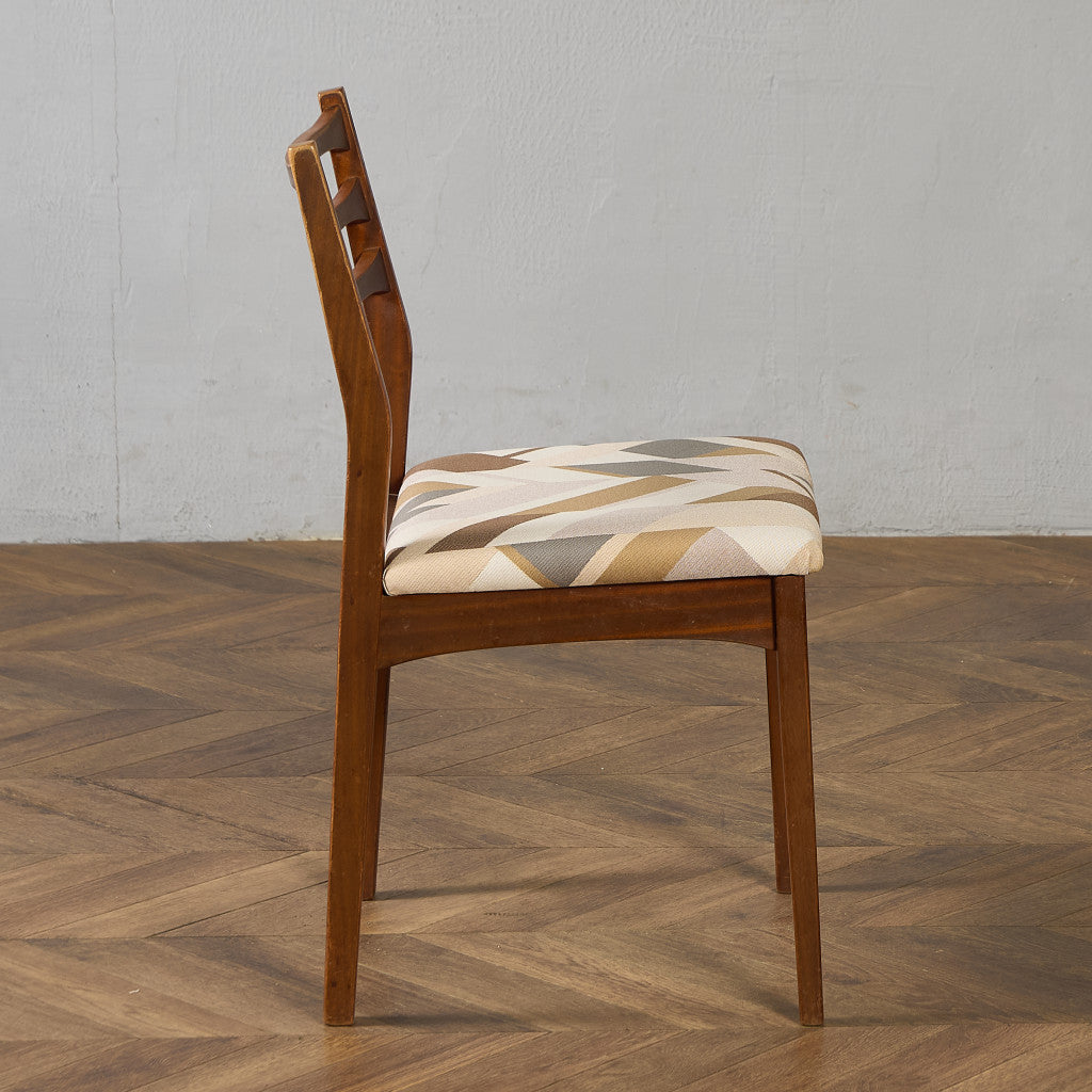 ヴィンテージ ダイニングチェア / 座面張替え済み (LUUM)