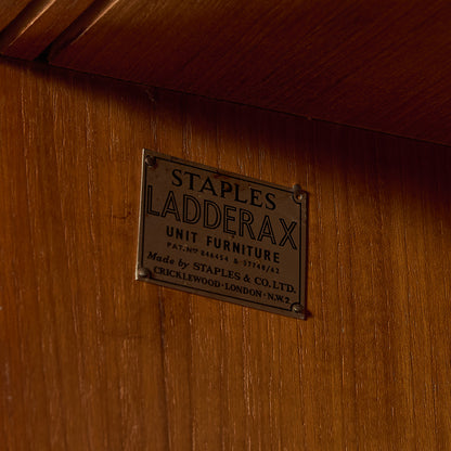 ウォールユニット