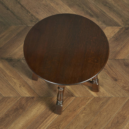 British classic oak side table #83834