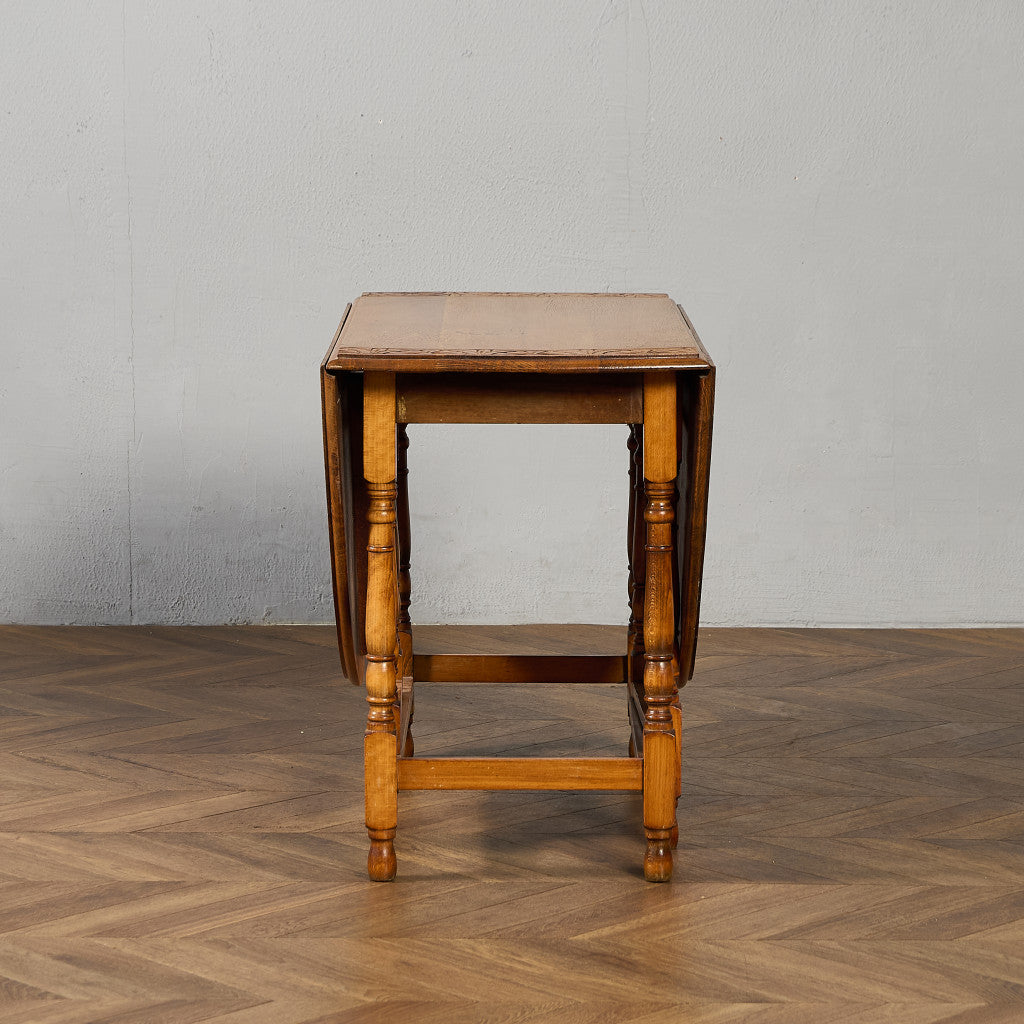 英国 クラシック ドロップリーフ ゲートレッグテーブル