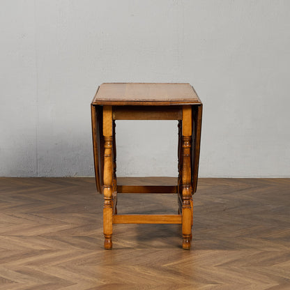 英国 クラシック ドロップリーフ ゲートレッグテーブル