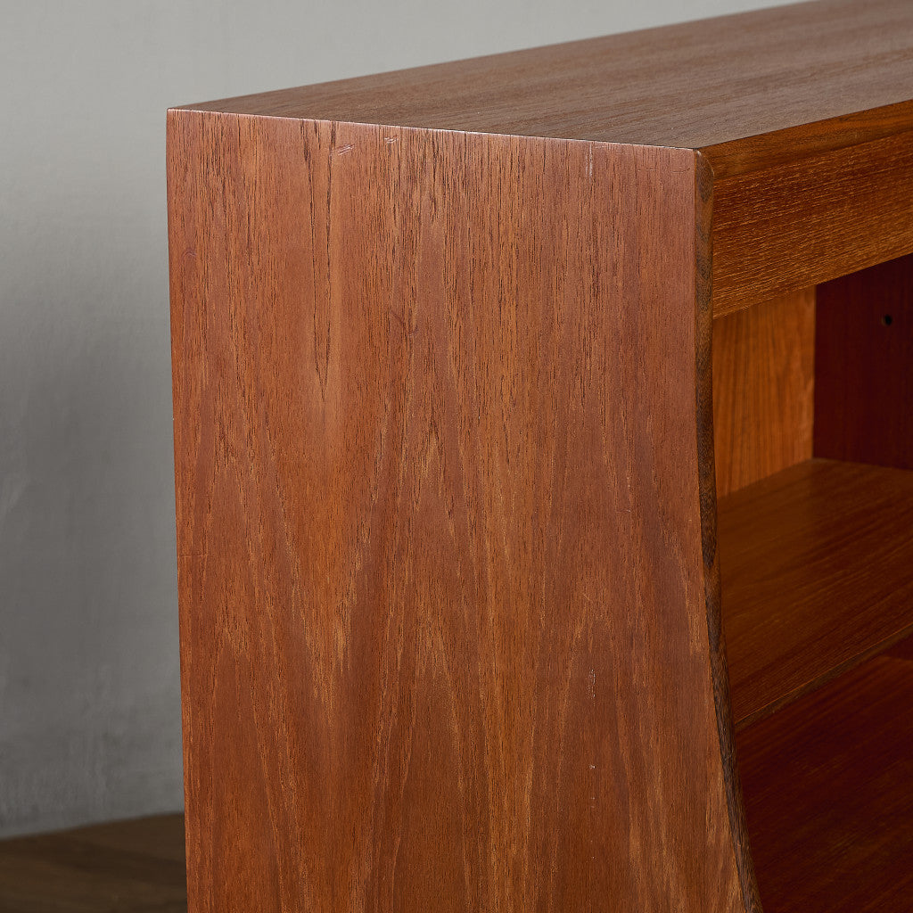 Brasilia ハイ サイドボード