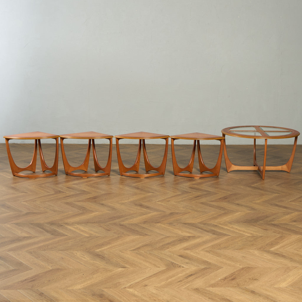 ヴィンテージ ガラストップ ネスト コーヒーテーブル