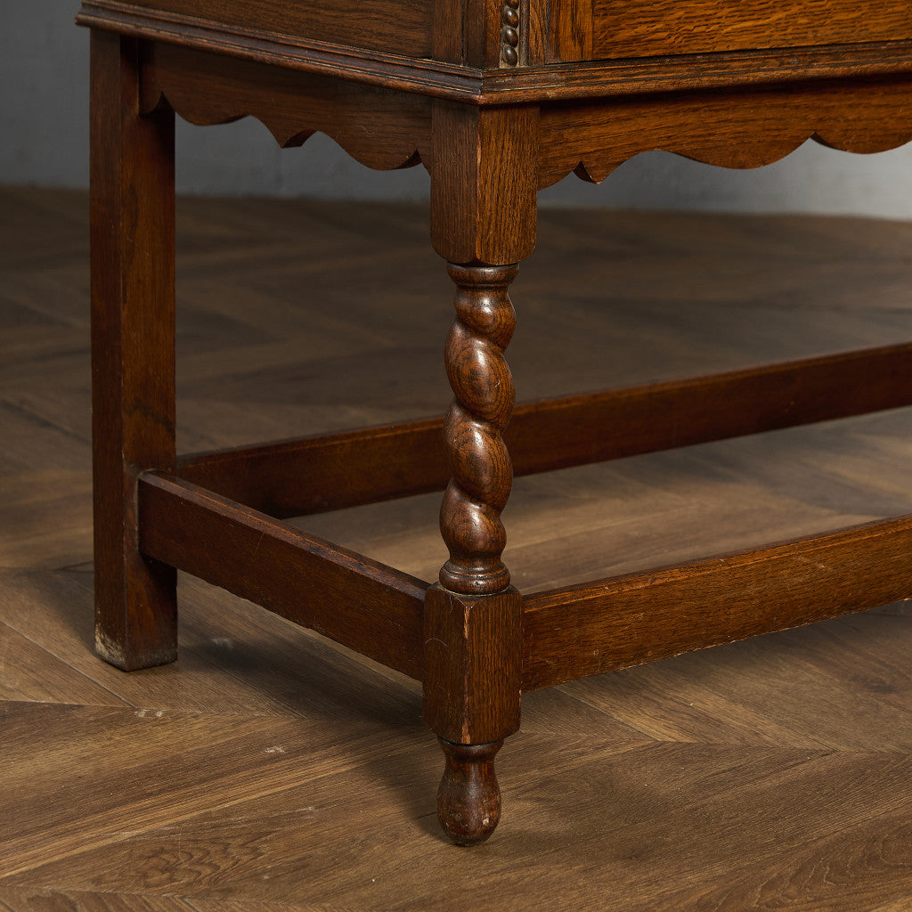 英国 クラシック ウェルシュドレッサー  食器棚