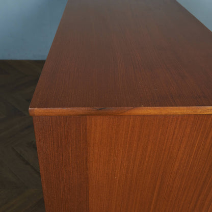 イギリスヴィンテージ サイドボード / カップボード