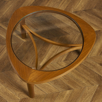 ヴィンテージ トライアングル ガラストップ テーブル