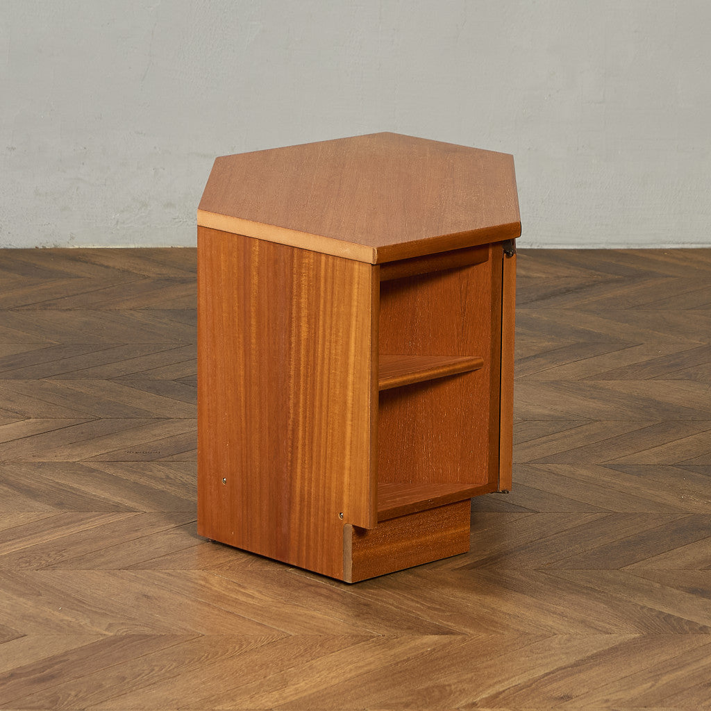 ヴィンテージ コーナー AVボード