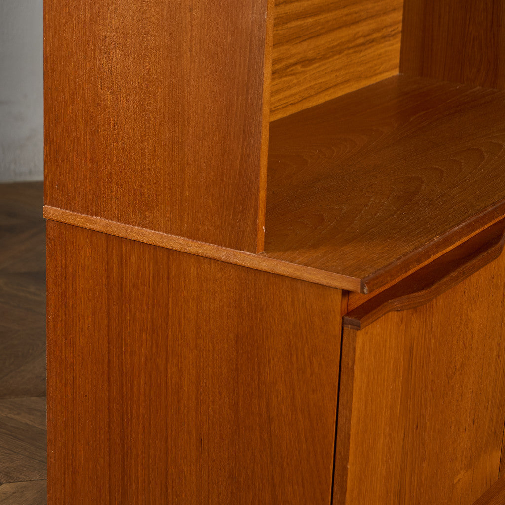 英国 ヴィンテージ ウォールユニット 本棚