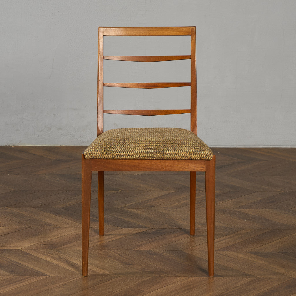 Dunvegan ダイニングチェア