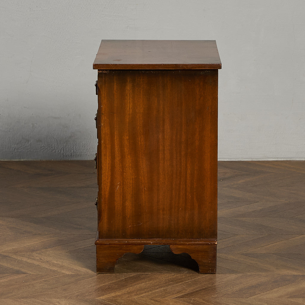 英国 クラシック 4段 チェスト #96880 – camori ヴィンテージ家具