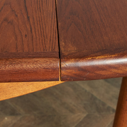 G-PLAN Extension Round Dining Table #72080