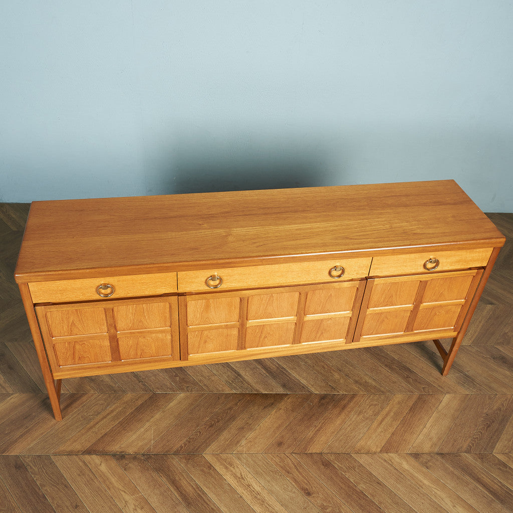 十字扉 ヴィンテージ サイドボード