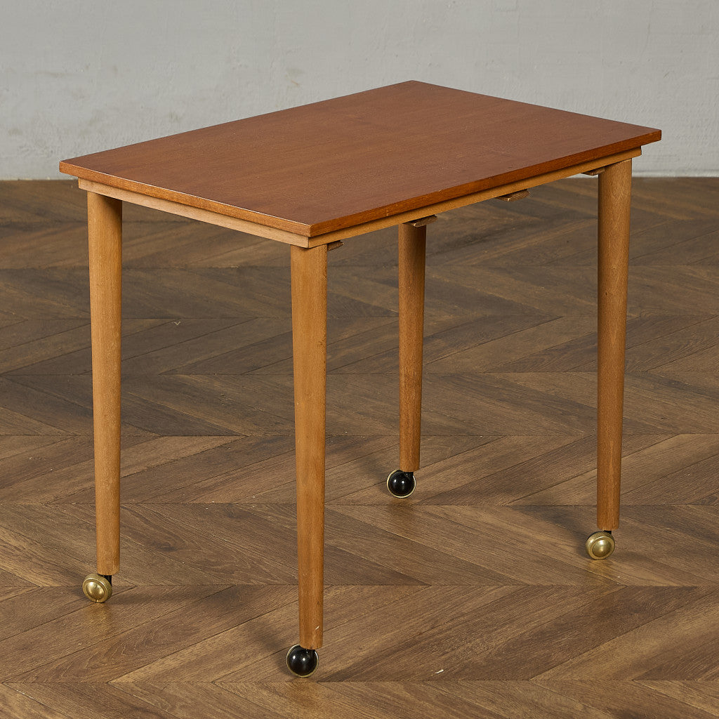 Novy Domov ヴィンテージ ネストテーブル