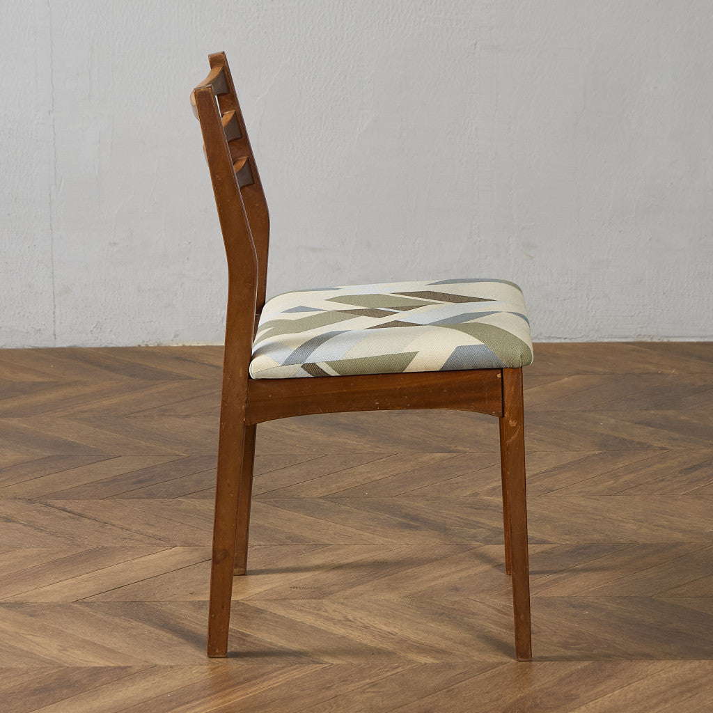 ヴィンテージ ダイニングチェア / 座面張替え済み (LUUM)