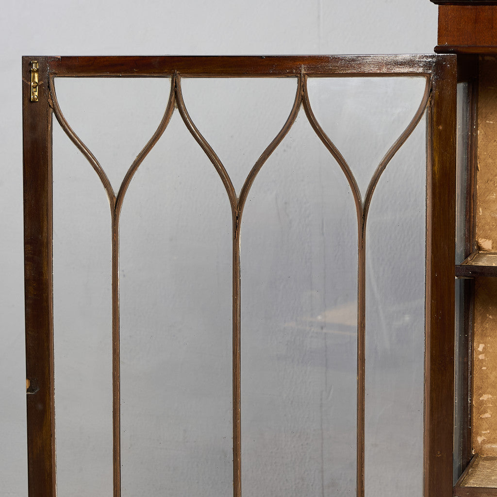 英国 クラシック ディスプレイ ガラス キャビネット