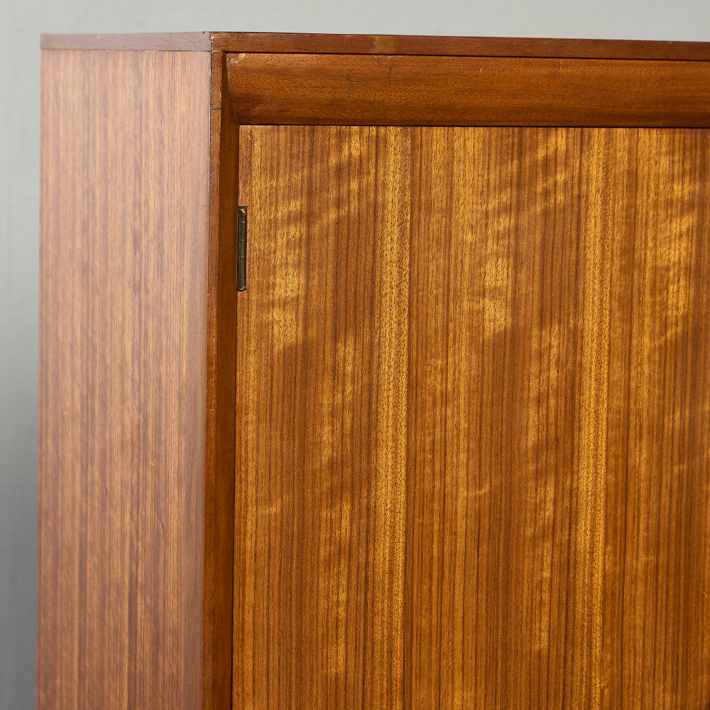 ヴィンテージ ワードローブ