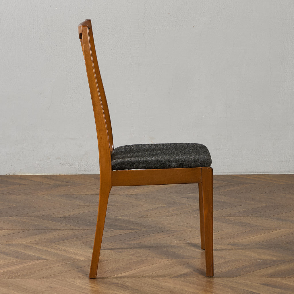 ダイニングチェア  座面張替え済み