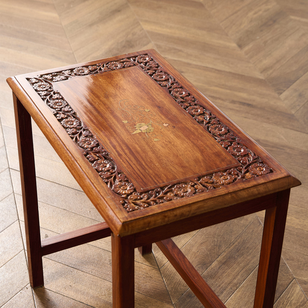 英国 クラシック ネストテーブル