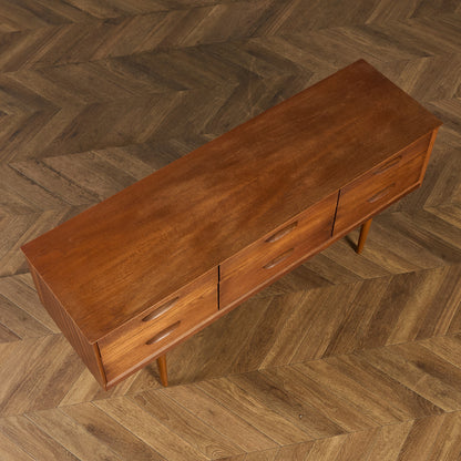 イギリス ヴィンテージ サイドボード