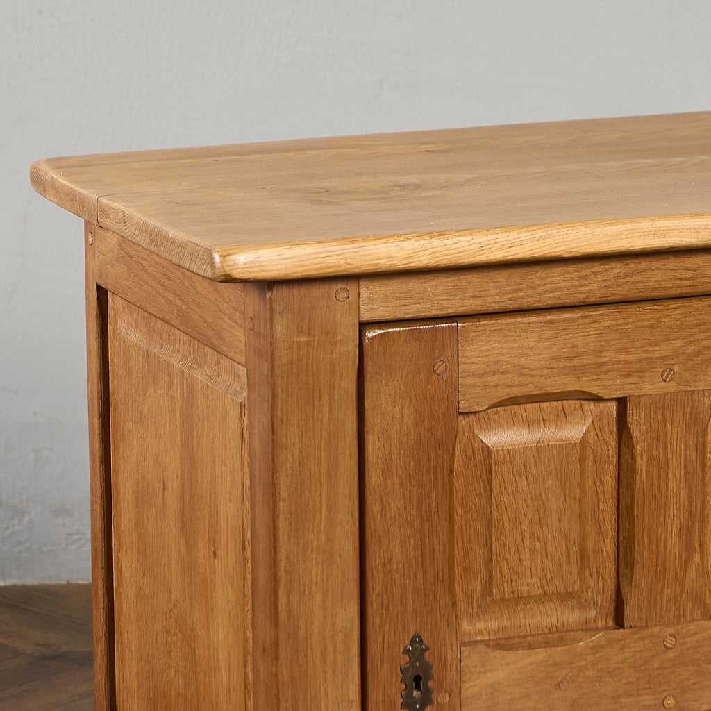 英国 クラシック キャビネット