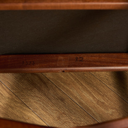 サーキュラーチェア