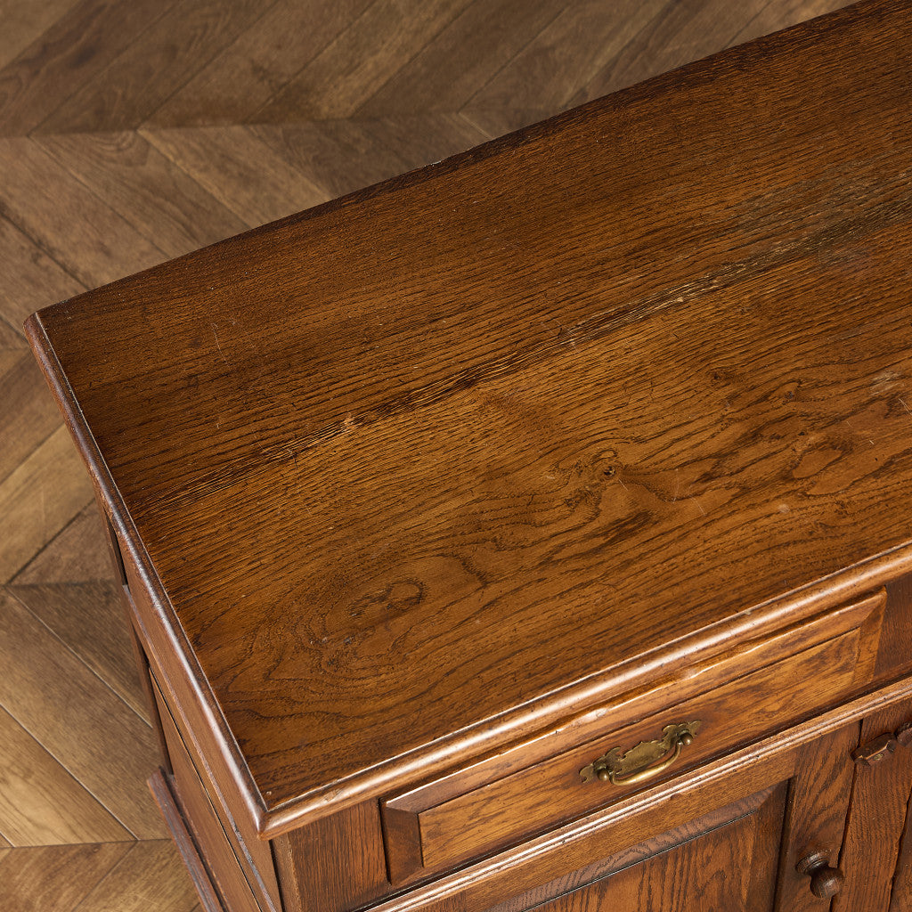 英国 クラシック キャビネット