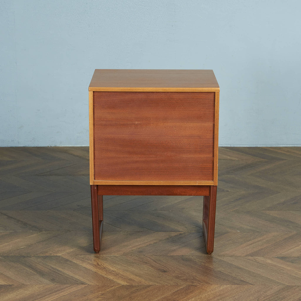 Europa furniture エウロパ・ファニチャー ヴィンテージ 3段 サイド