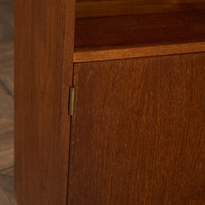 英国 ヴィンテージ キャビネット