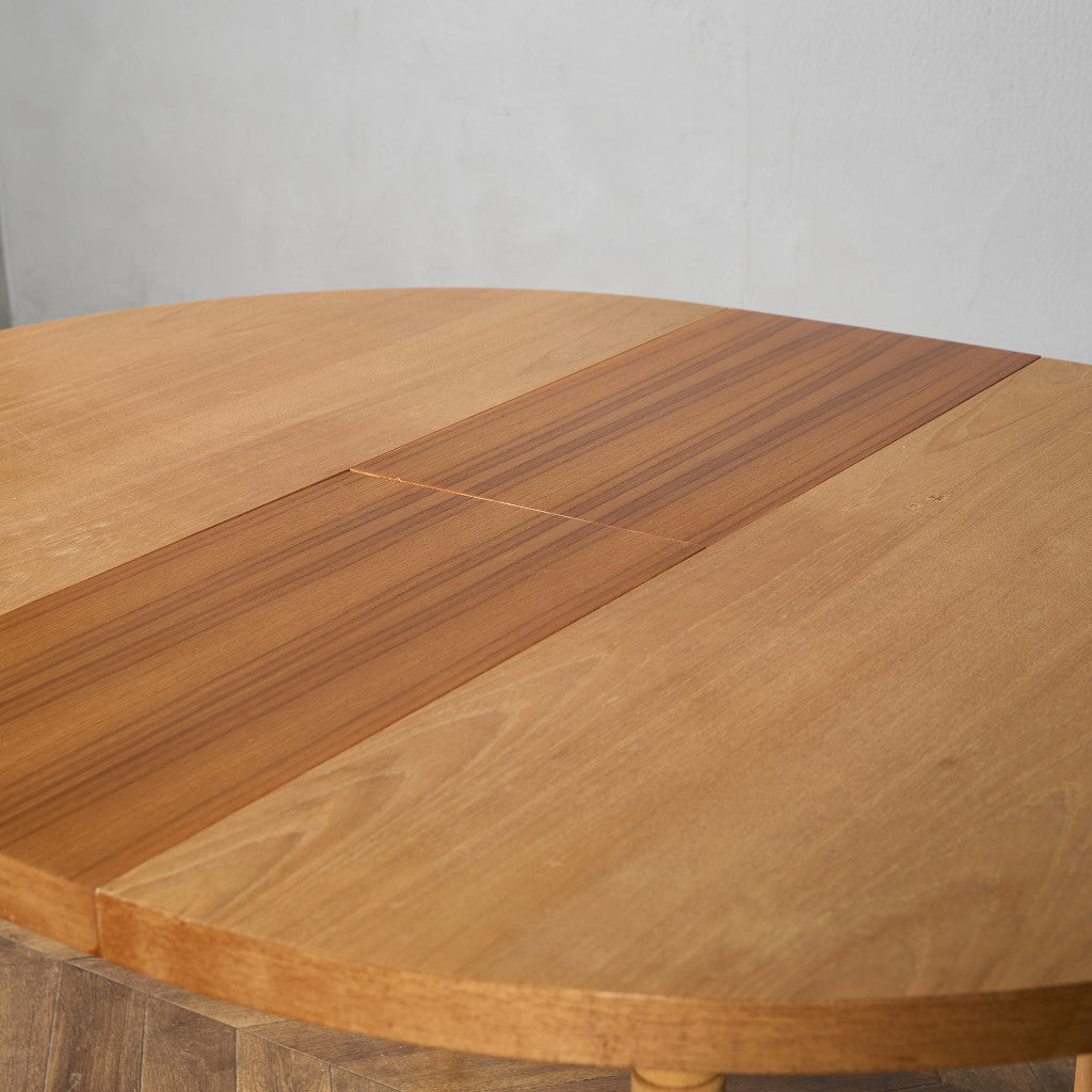 旧東ドイツ ヴィンテージ ラウンド ダイニングテーブル