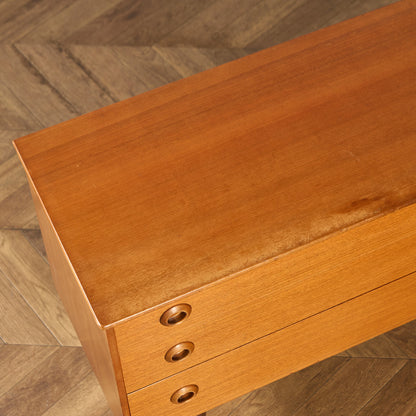 イギリス ヴィンテージ サイドボード