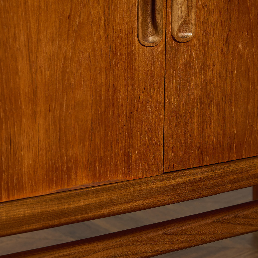 Fresco ヴィンテージ 脚付き サイドボード (4072)