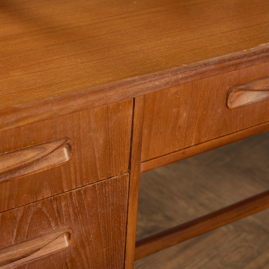 ニューフレスコ ドレッシングデスク (1986)