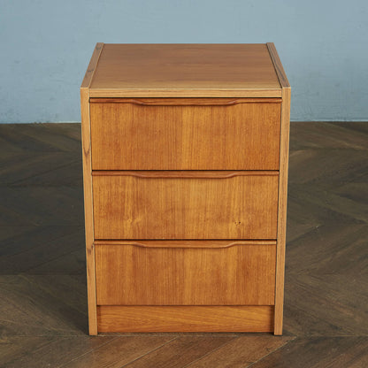 STEENS Vintage 3-Drawer Side Chest/Bedside Cabinet #83946