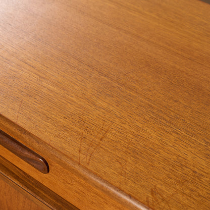 Fresco ヴィンテージ 脚付き サイドボード (4072)