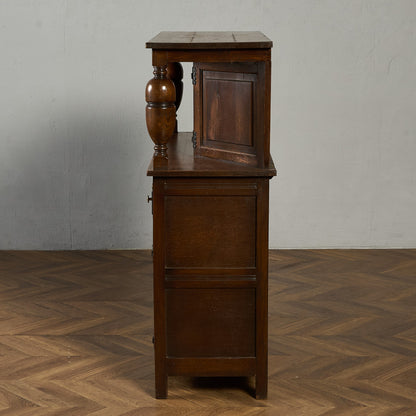 英国 クラシック コートカップボード 食器棚