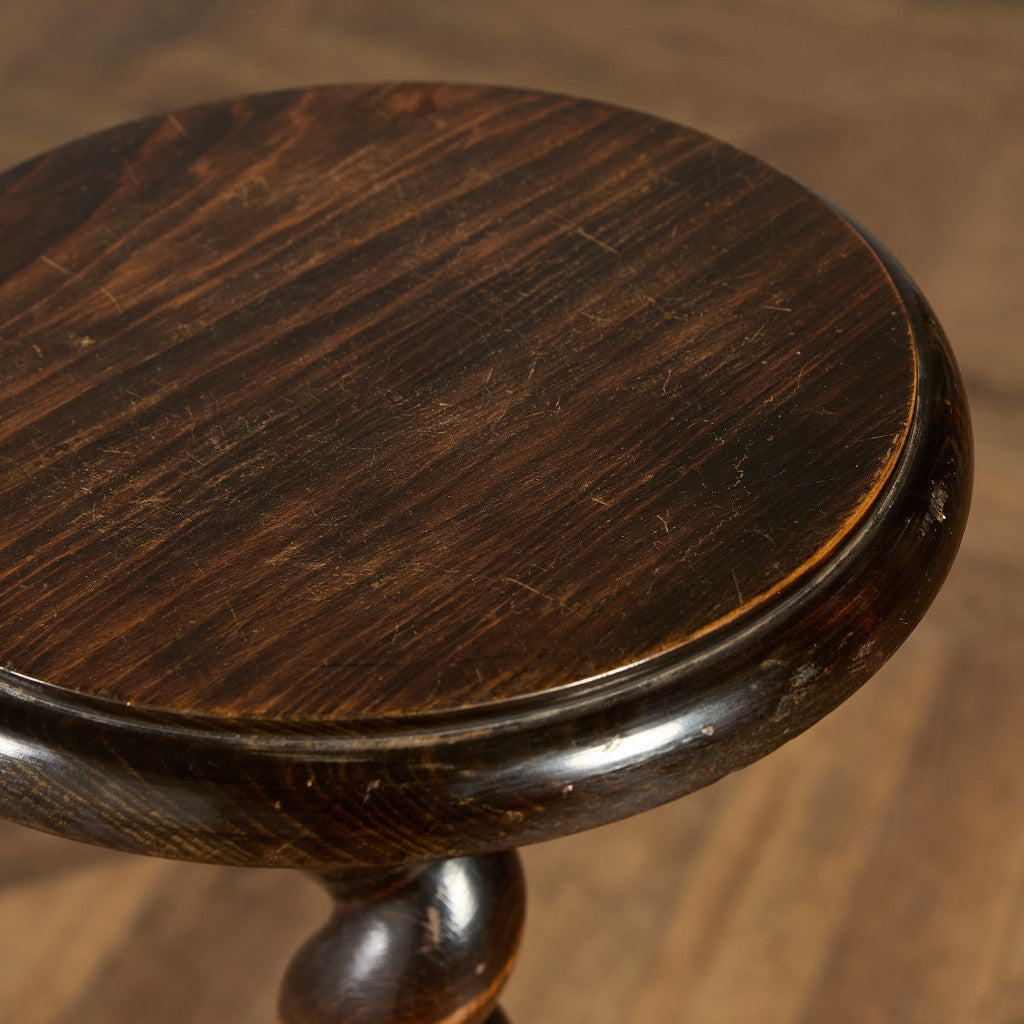 サイドテーブル