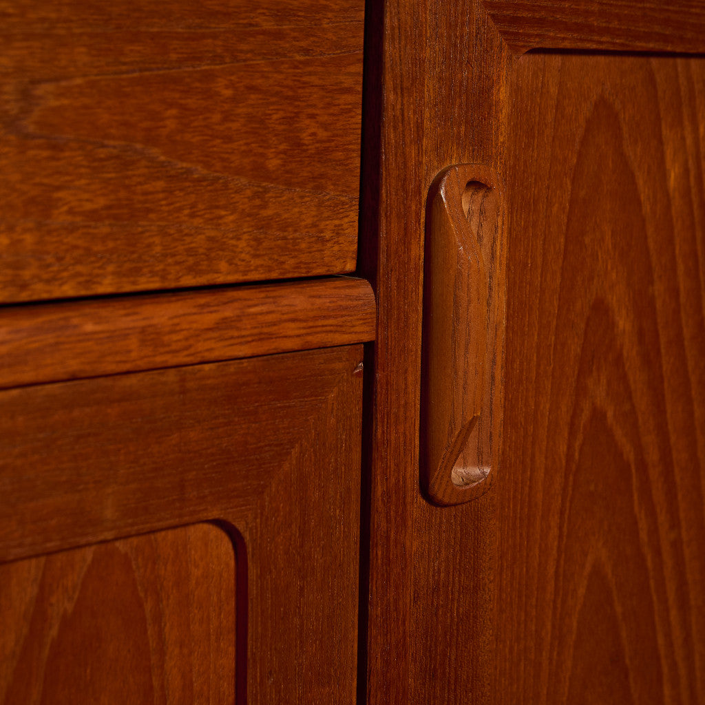 Fresco ヴィンテージ サイドボード