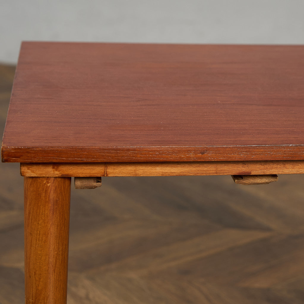 Novy Domov ヴィンテージ ネストテーブル