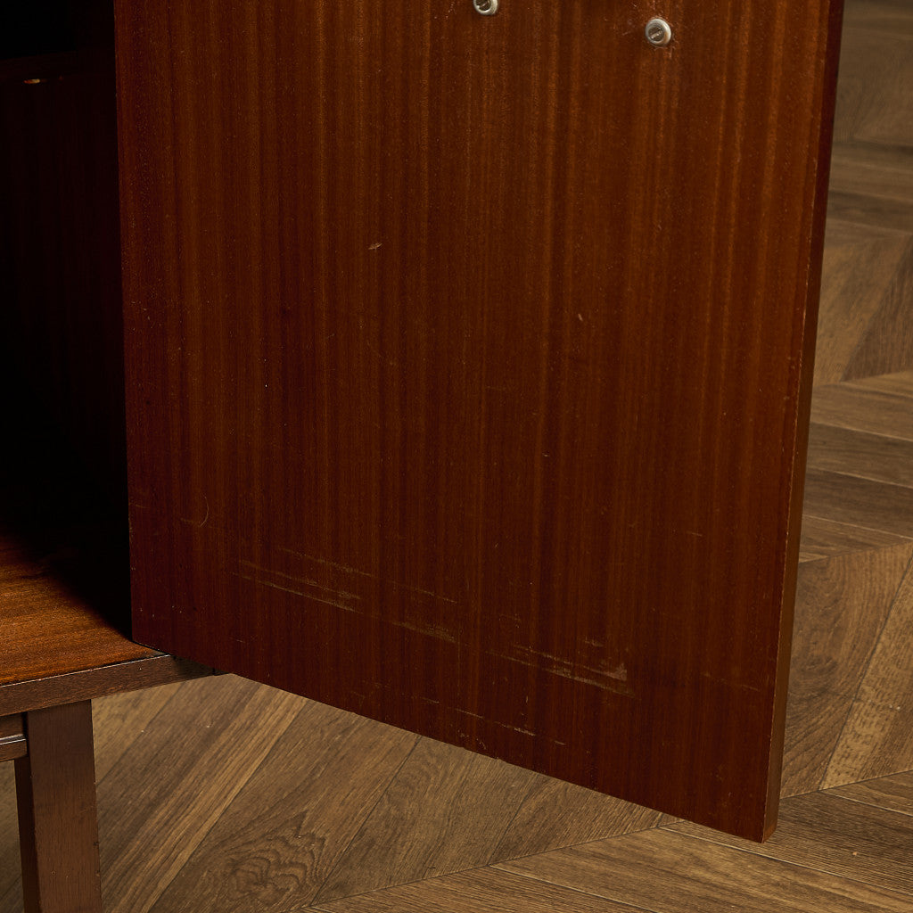 Brass-fitted Tola  ヴィンテージ サイドボード (4005)