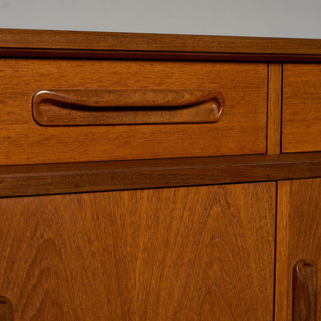 Fresco ヴィンテージ 脚付き サイドボード (4072)