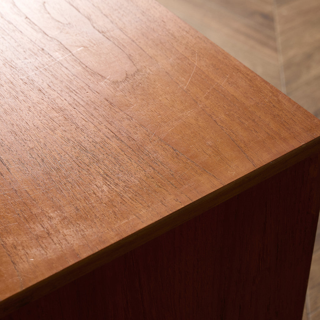 ヴィンテージ 4段 チェスト