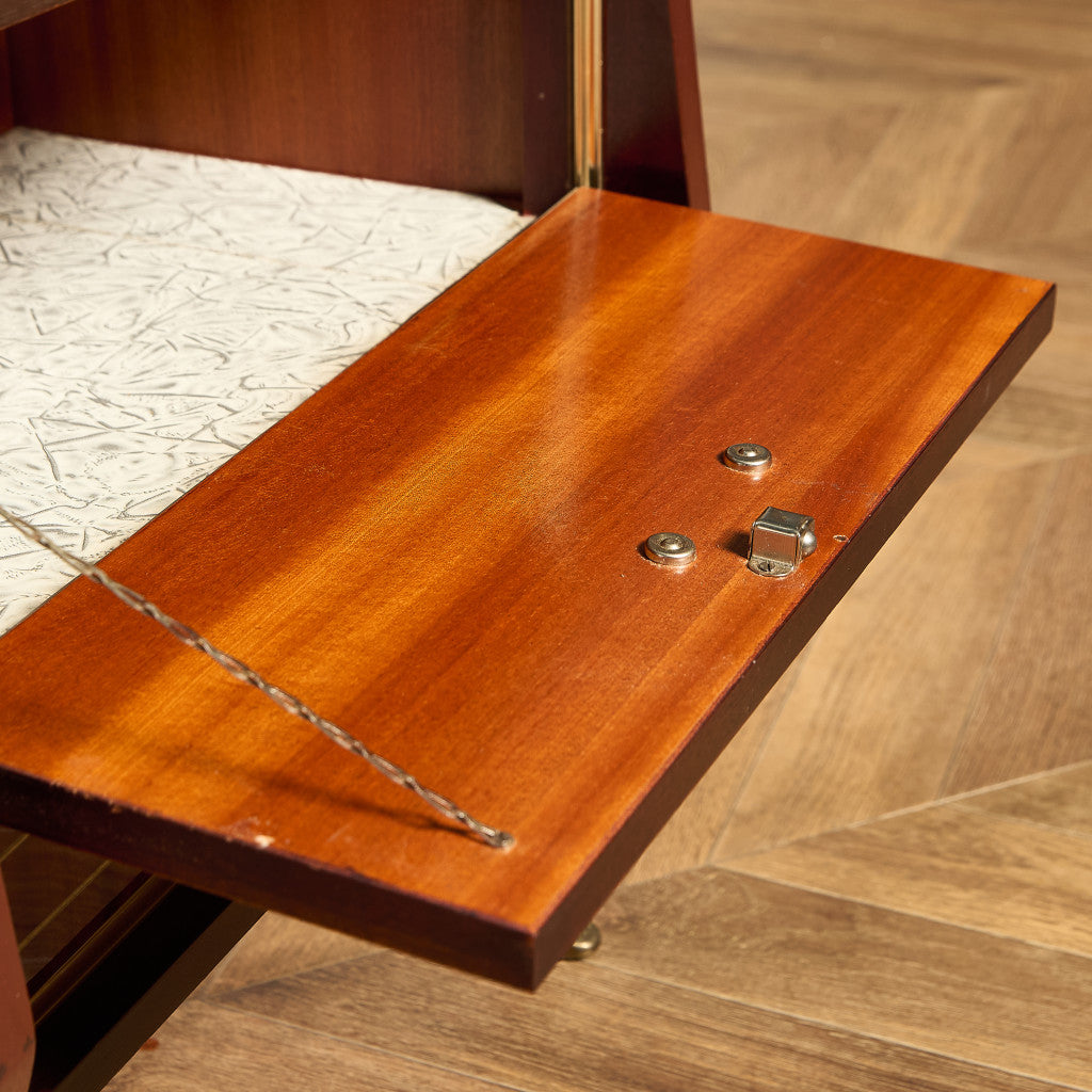 英国 ヴィンテージ ベッドサイド キャビネット