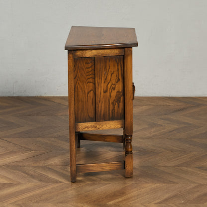 英国 クラシック キャビネット