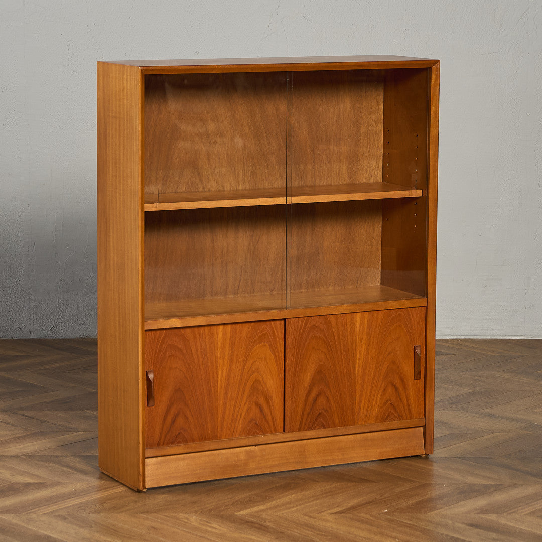 ヴィンテージ ガラスキャビネット