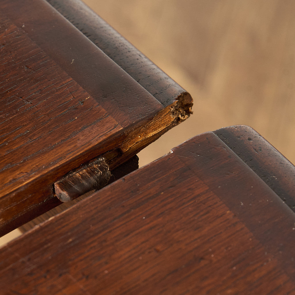 Simpson’s of Norfolk エクステンション ラウンド ダイニングテーブル