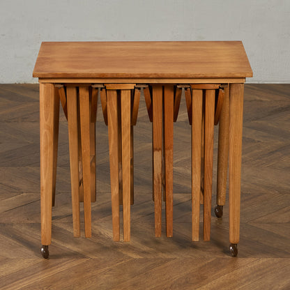 Novy Domov ヴィンテージ ネストテーブル