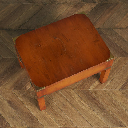 英国ヴィンテージ ベッドサイドキャビネット